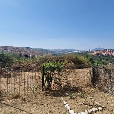 Hillview In *